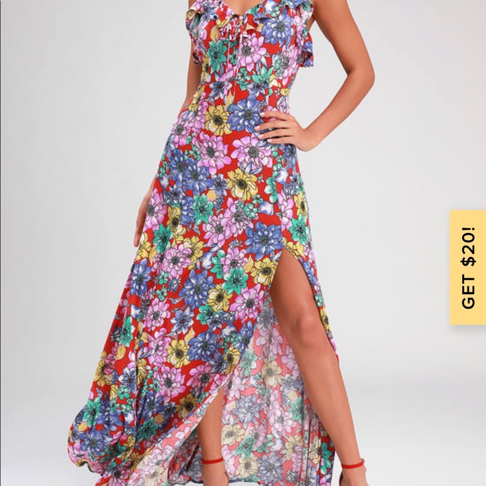 Lulu's Maxi Dress NWT Dina Red Floral Print